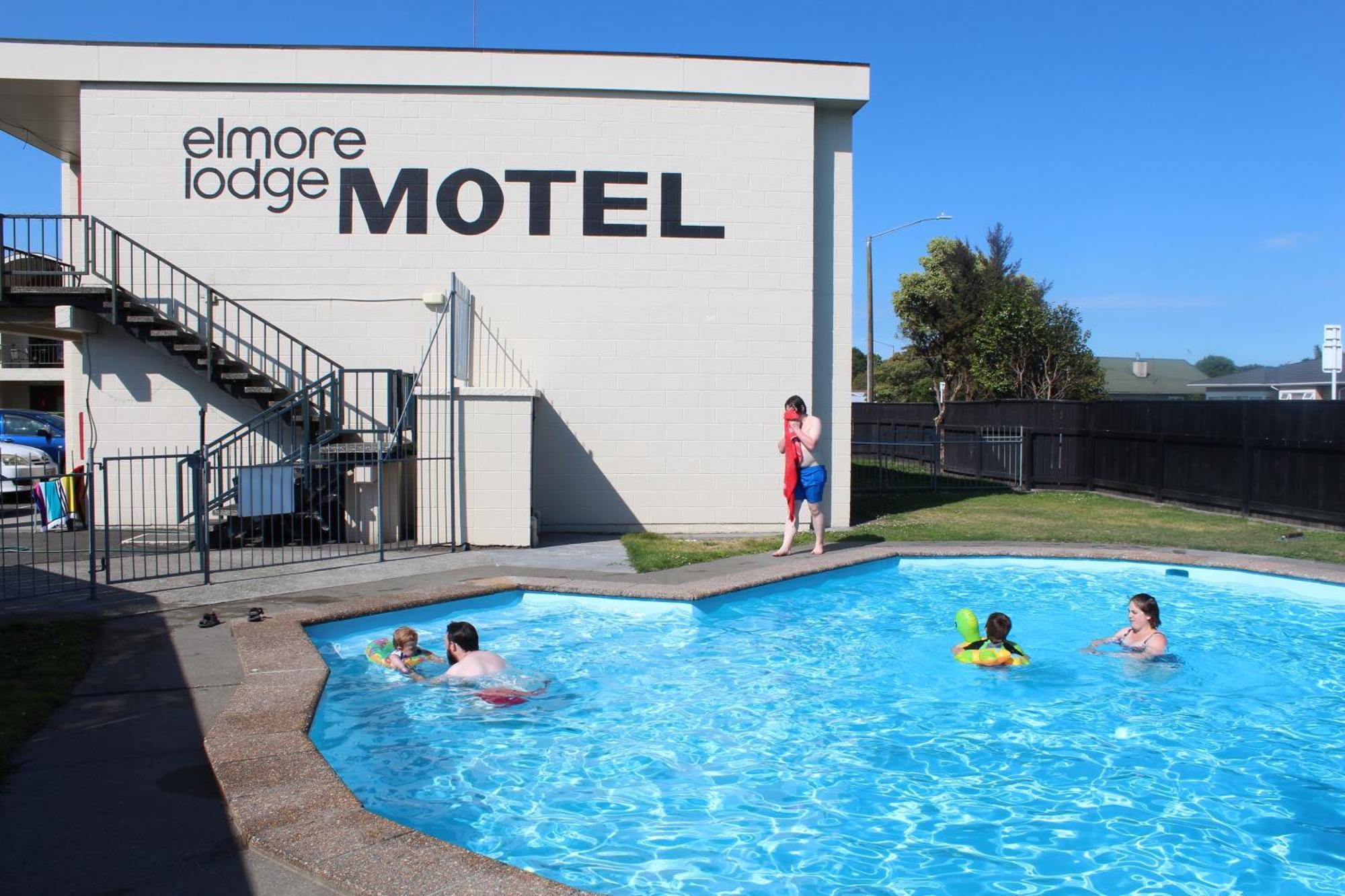 הייסטינגס Elmore Lodge Motel מראה חיצוני תמונה